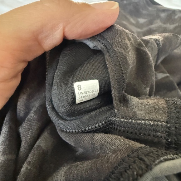 Lululemon Align Leggings 28” - Like New - Picture 2 of 4